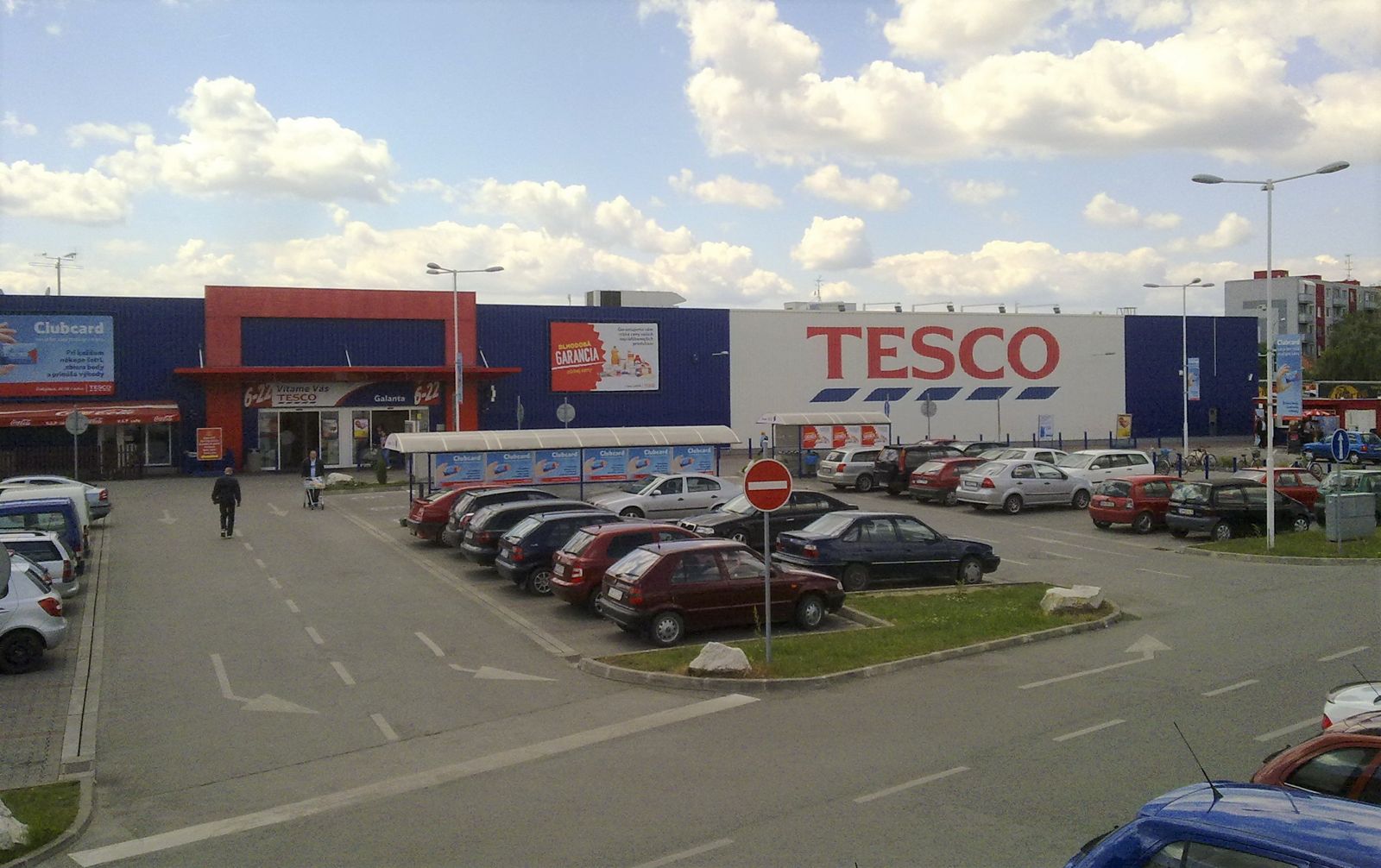 Hypermarket TESCO Galanta